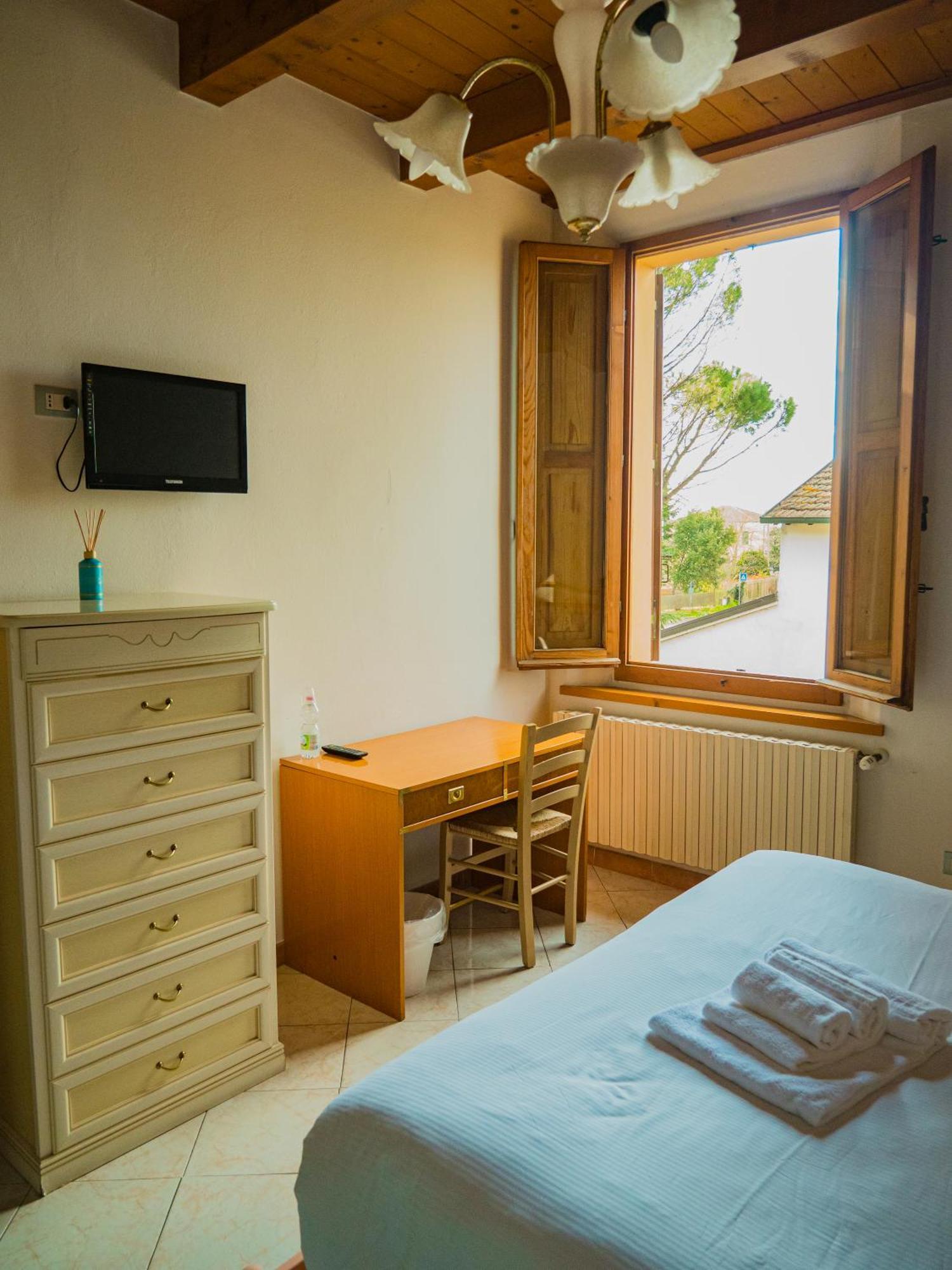 B&B Villa Erika Луго Экстерьер фото