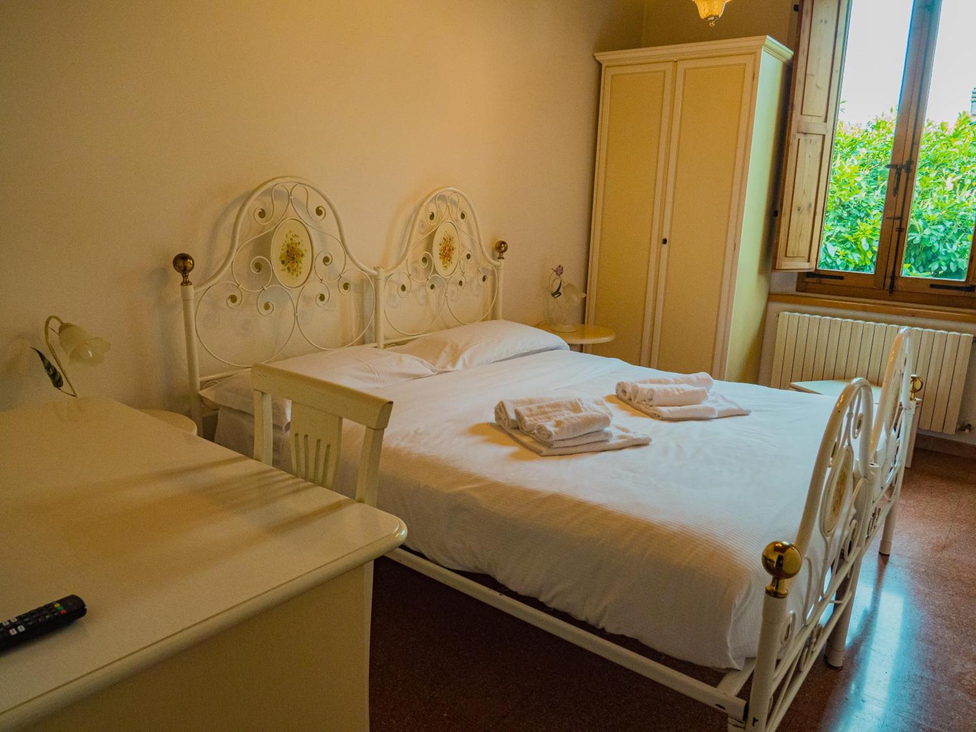 B&B Villa Erika Луго Экстерьер фото